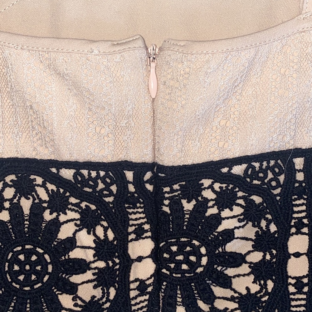 NWT Foxiedox Black Nude Lace Crochet Mini Small - Picture 5 of 7